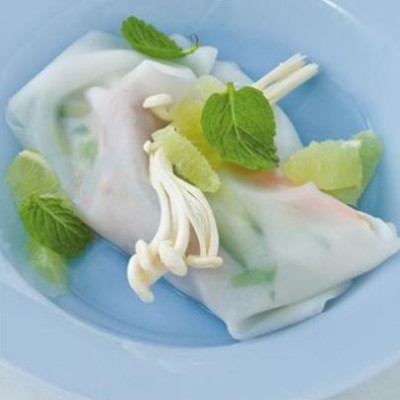 Vietnamese tuna parcels with segmented lime and fresh mint