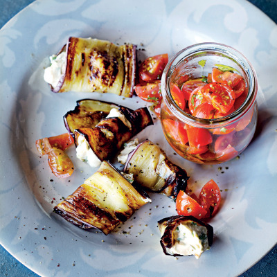 Grilled brinjal rolls with tomato salsa