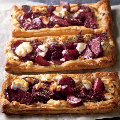 Open goat's cheese and beetroot tart