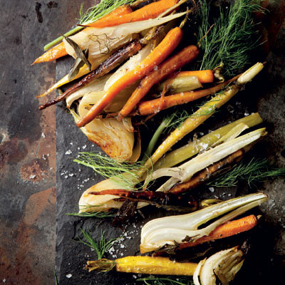 Roasted-baby-carrots-with-fennel-and-sage