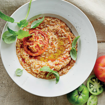 Tomato risotto with fresh basil