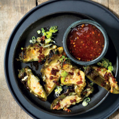 Charred chilli poppers with mozzarella and sweet chilli dipping sauce