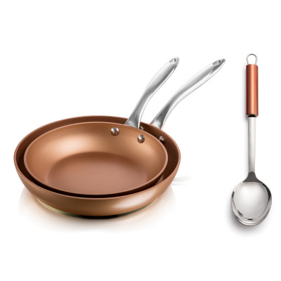 Win two metallic, copper-finish pans plus a solid metallic, copper-finish spoon, worth R860