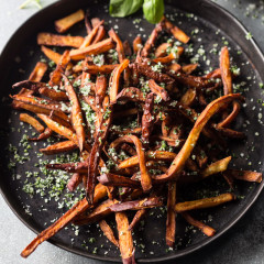 Sweet potato chips with herbed salt