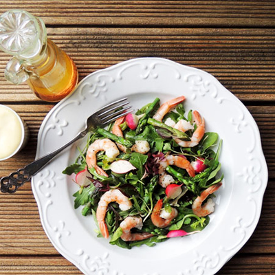 Prawns and asparagus salad with verjuice dressing and mayo | Woolworths TASTE