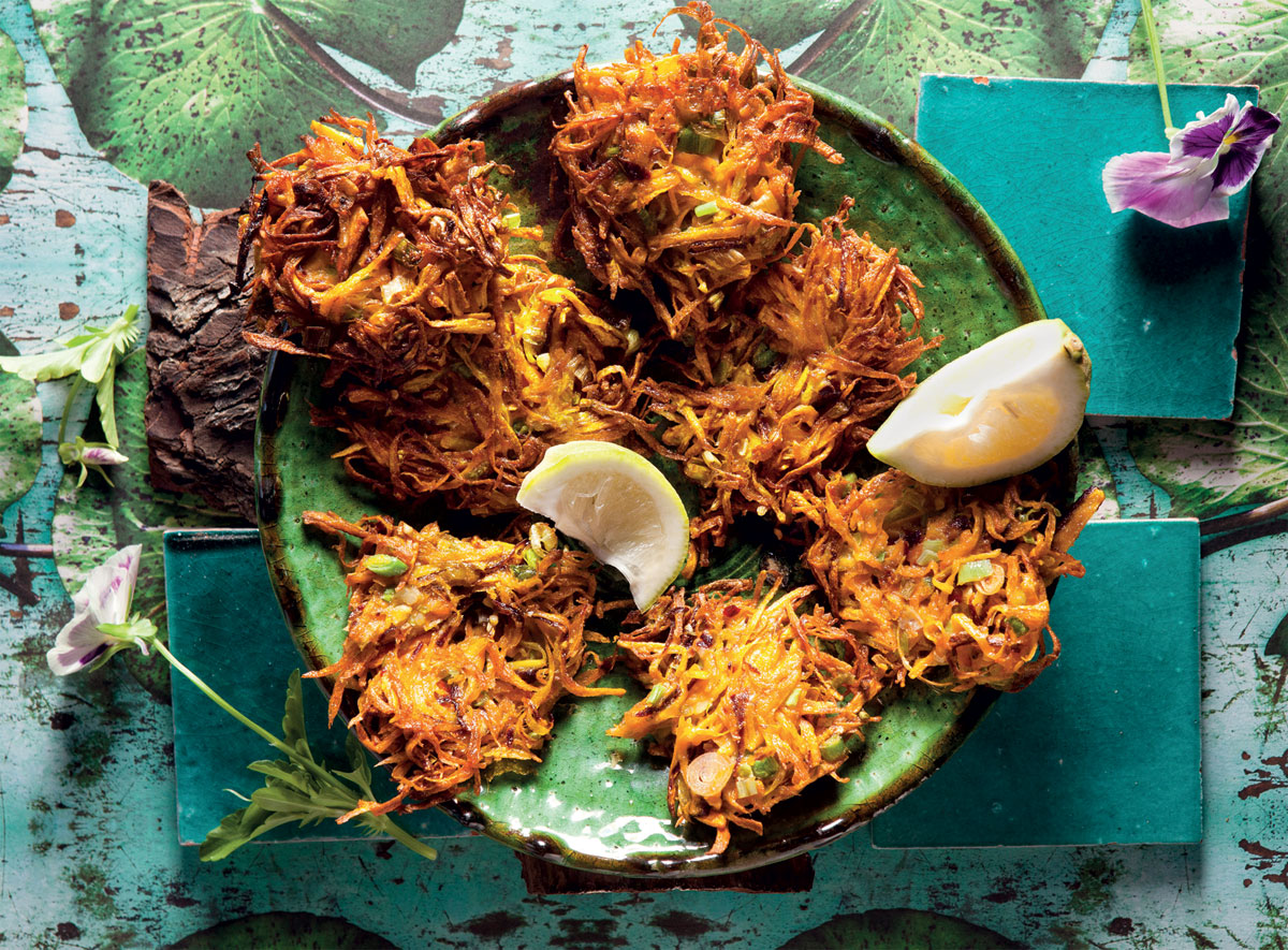 Carrot fritters with yoghurt dip