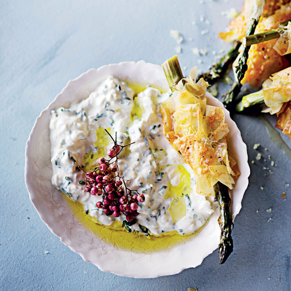 Cheese asparagus sticks with herbed dip Woolworths TASTE