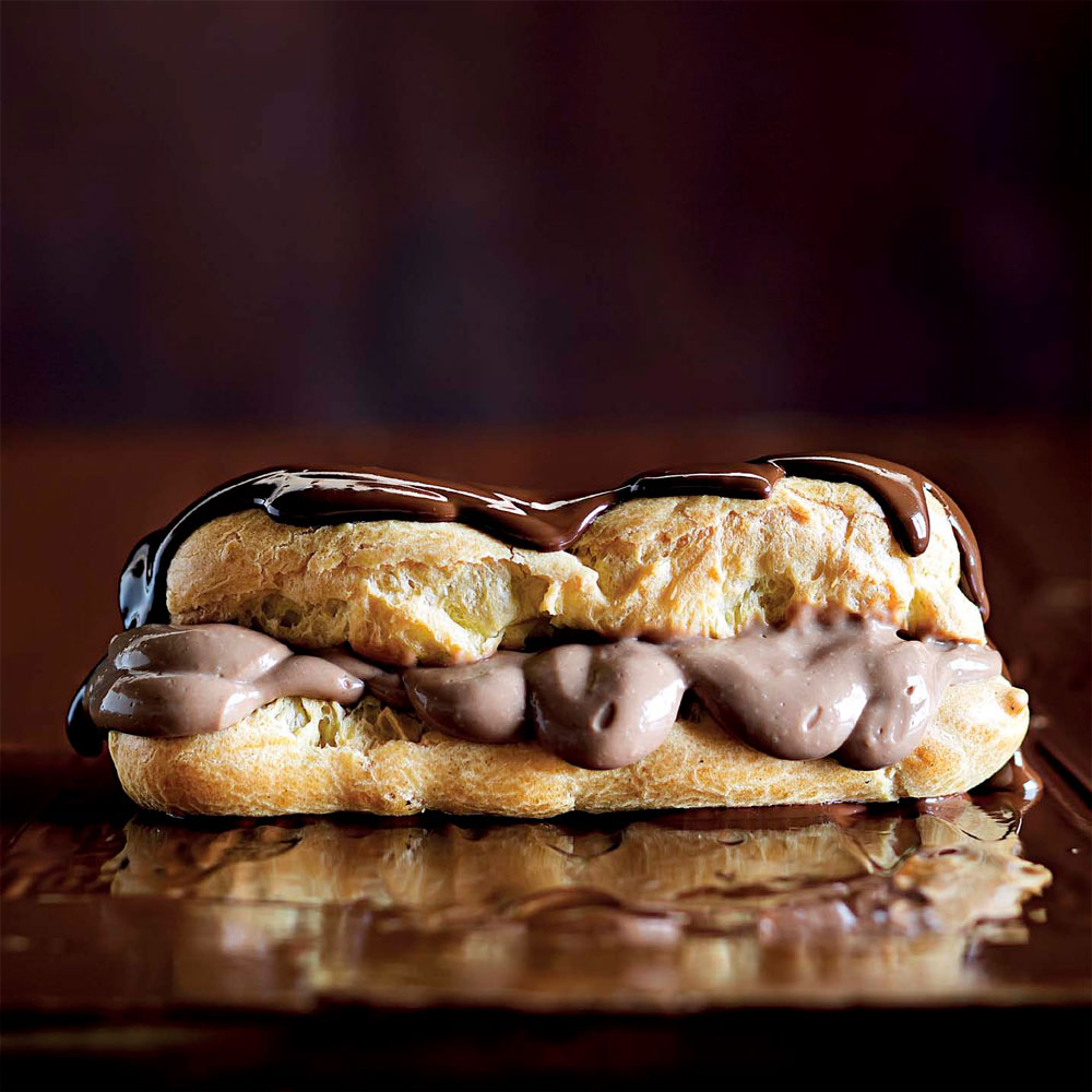 Eclairs-with-chocolate-custard-and-drizzle
