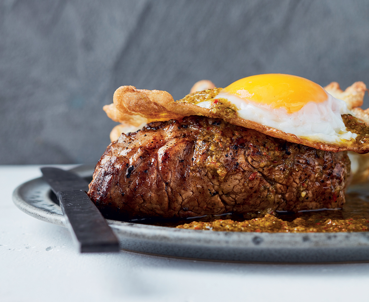 peri-peri-steak-with-organic-fried-eggs