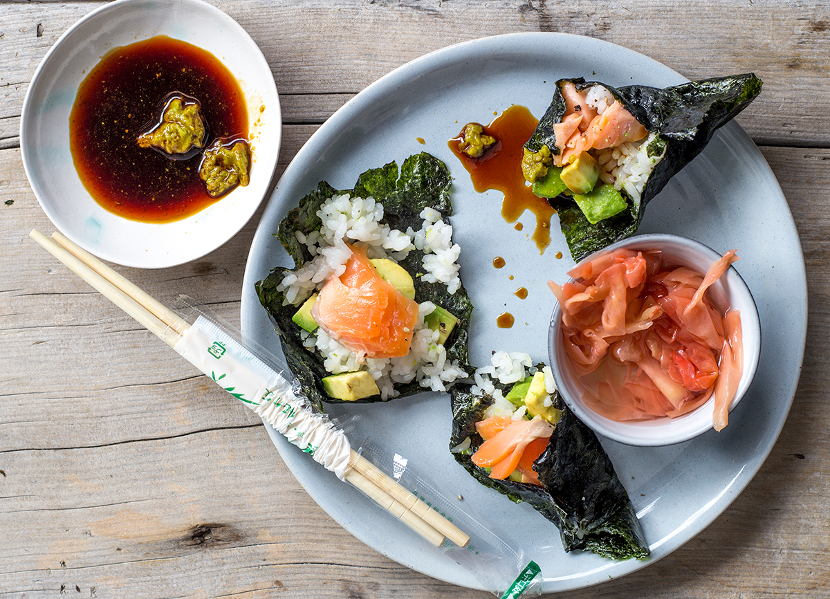 Seared tuna on avocado rice recipe | Woolworths TASTE