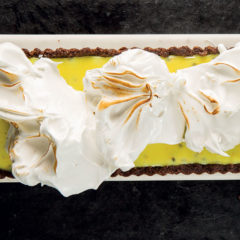 Granadilla tart with Italian meringue