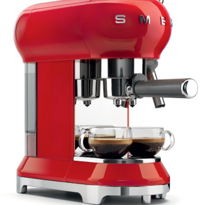 Win a SMEG 50s retro style espresso coffee machine and coffee hamper worth R6 500