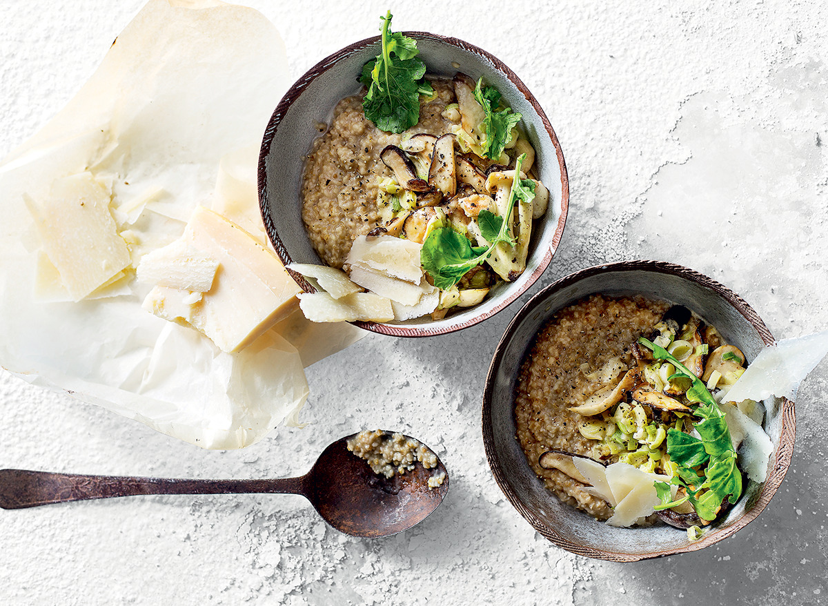 Savoury oats with creamy leeks, mushrooms and Parmesan recipe