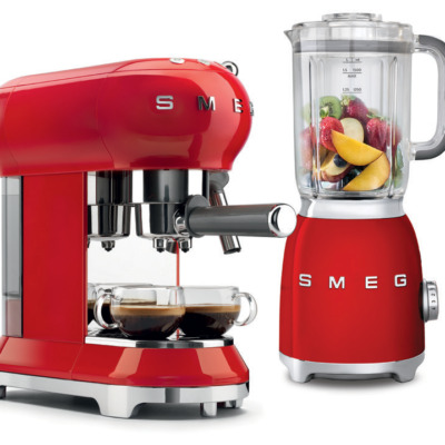 Win one of four Smeg coffee machine and blender sets worth R10 000 each