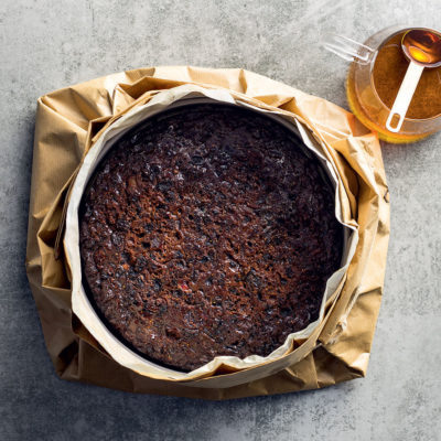 Expert tips to bake your best Christmas cake this year