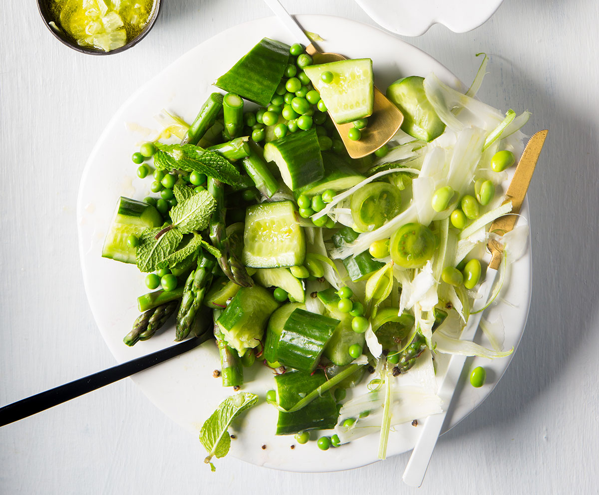 Green salad with cucumber seed dressing recipe