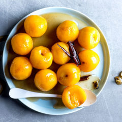 Spiced poached peaches