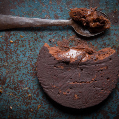 Chocolate sesame fondant