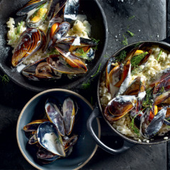 Baked mussel risotto