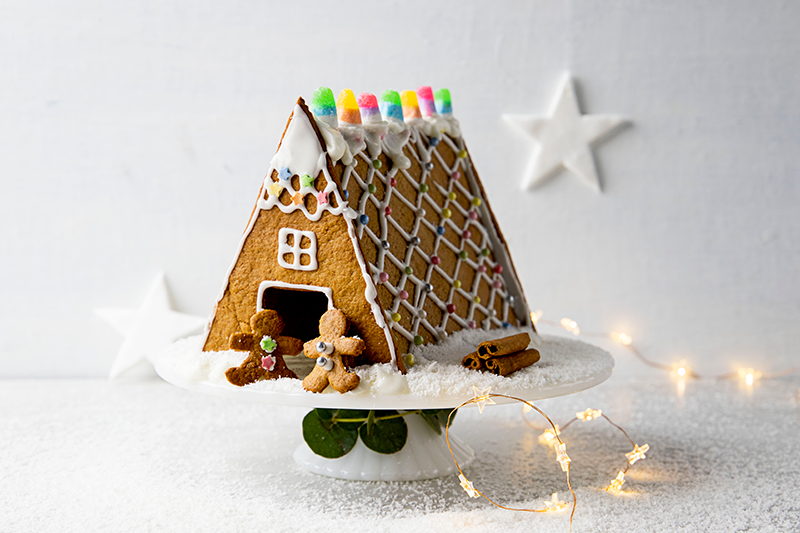 Easy gingerbread house | Woolworths TASTE