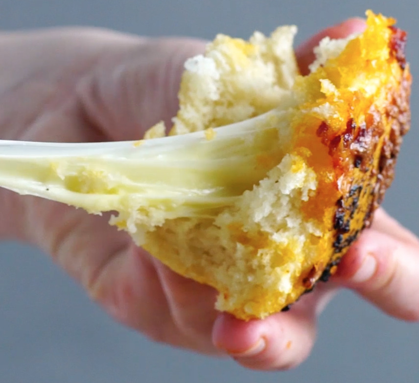 Pullapart pizza roll Woolworths TASTE