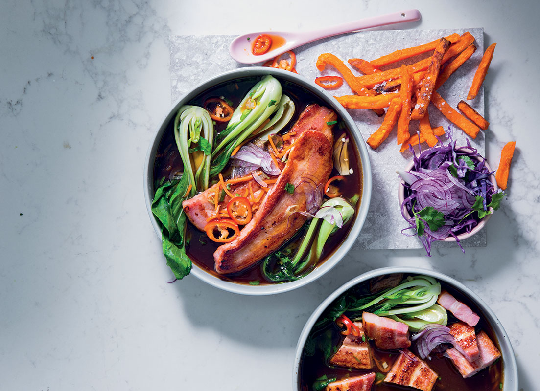 Quick Pork Rasher and Crunchy Veg Broth recipe | WW TASTE