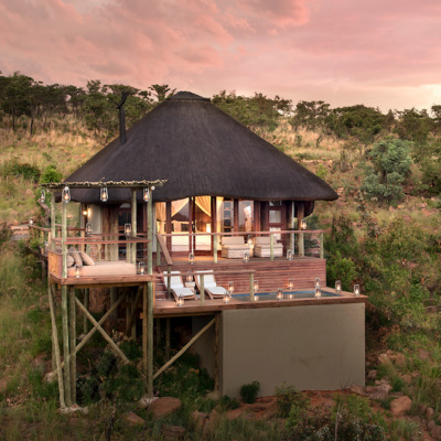 Win a two-night stay at Mhondoro Safari Lodge & Villa worth R25 000