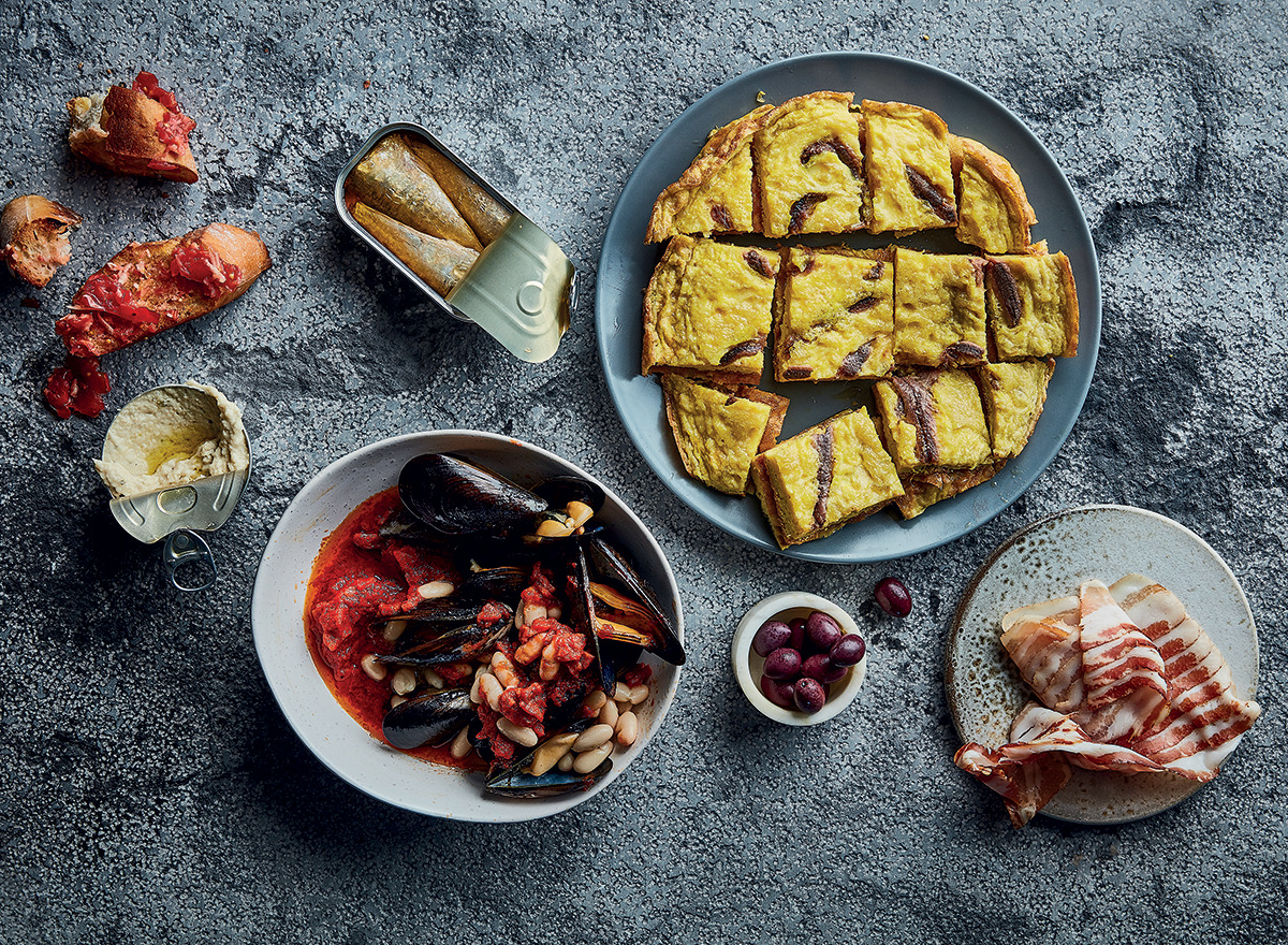 Mussels and white beans with tomato and chorizo Woolworths TASTE