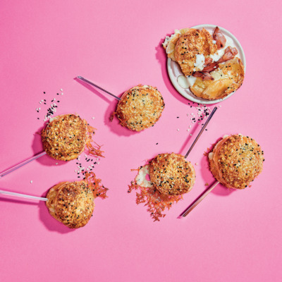 Cheese-and-gammon pops