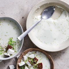 Coconut-and-lime jelly bowls