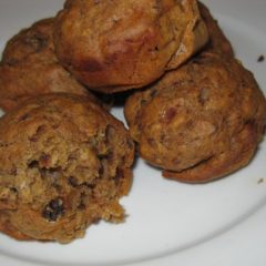 Date, ginger and cinnamon muffins