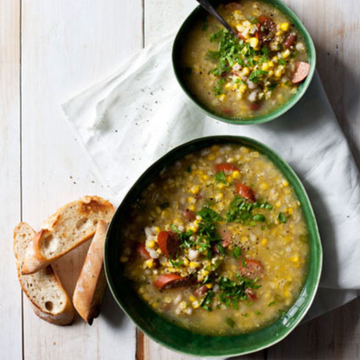 Fresh-corn-soup-with-sausage