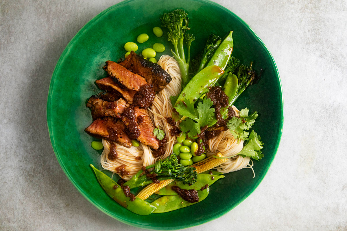 Hot & spicy beef noodles Woolworths TASTE