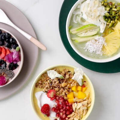 Easy breezy summer smoothie bowls