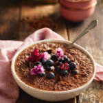Chocolate-quinoa-porridge