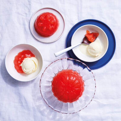 Grapefruit-and-ginger jelly
