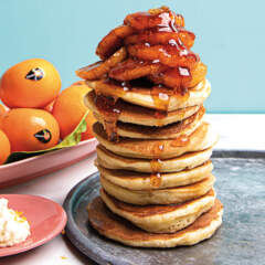 Fluffy flapjacks with caramelised ClemenGold® mandarins