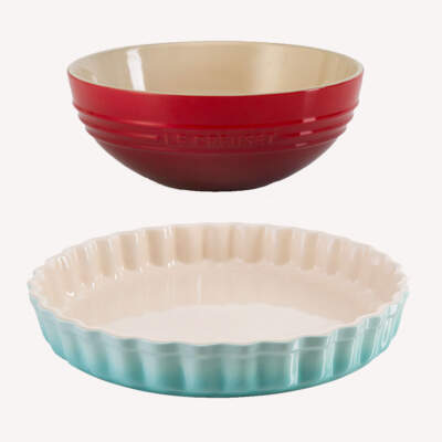 Win a  Le Creuset multi bowl and fluted flan dish worth R2500