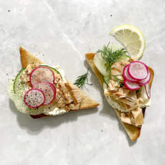 Grilled salmon steak toasties with a lemony and dill crème fraiche