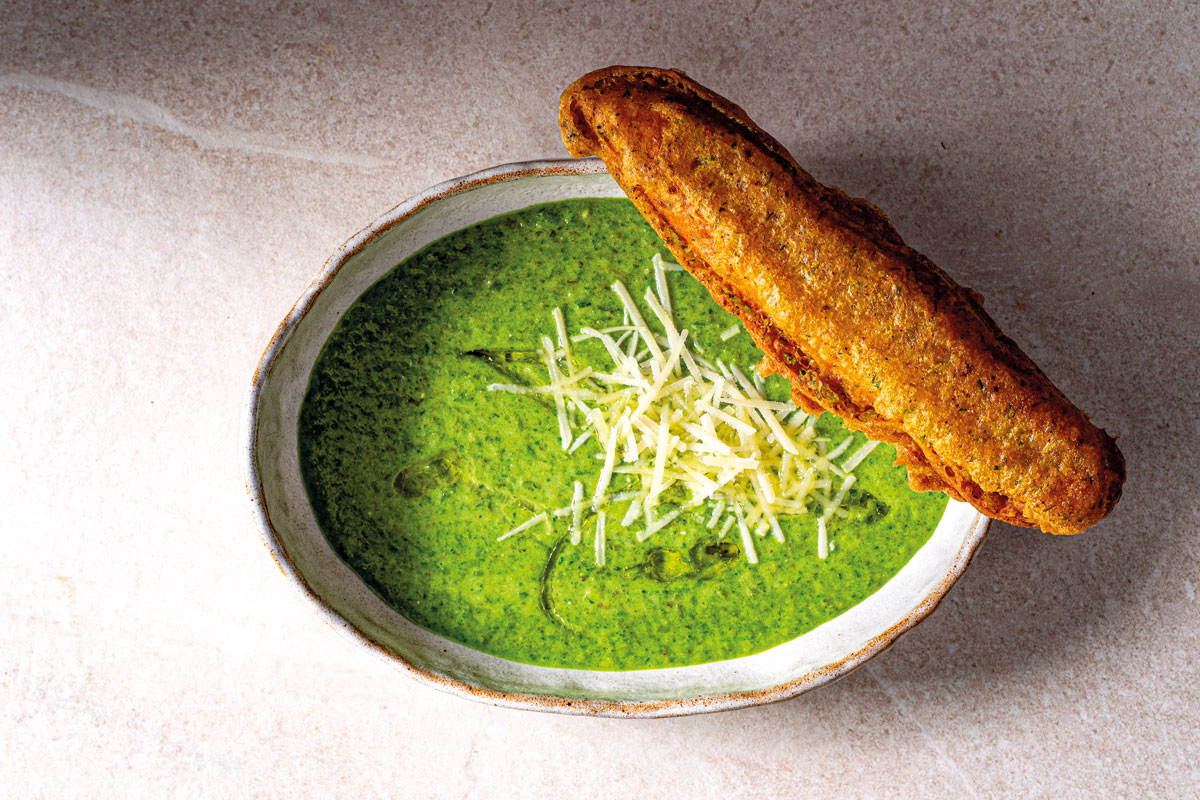 Spinach and broccoli soup