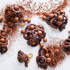 Chocolate pretzel clusters