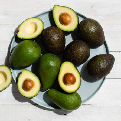 Here's how to choose the best avocados
