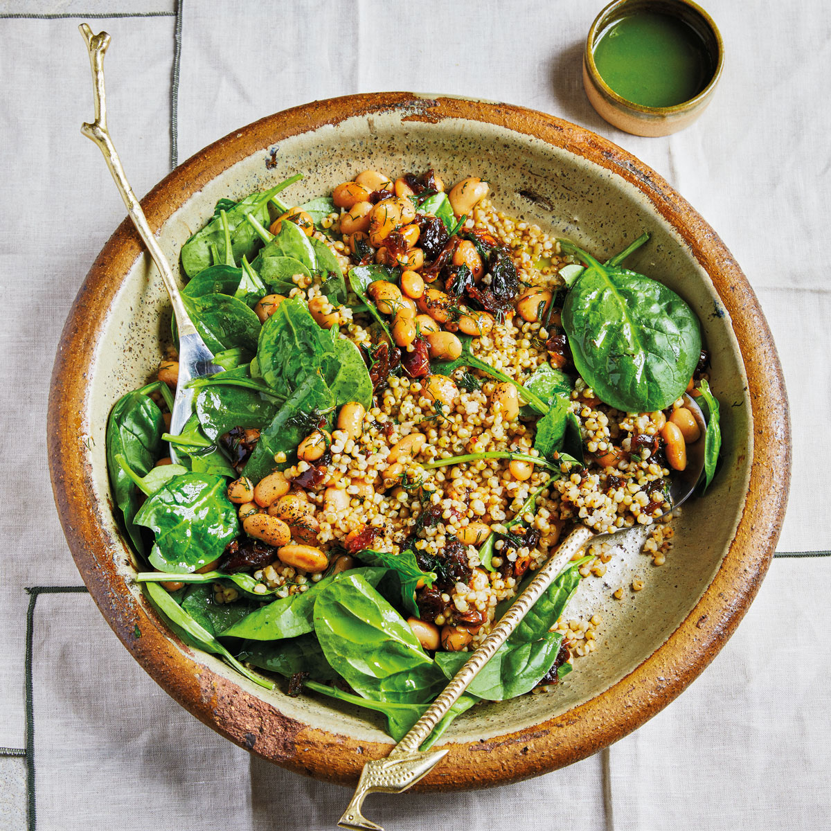 DATE, BUTTER-BEAN-AND-SPINACH-SORGHUM-SALAD