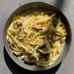 3-ingredient mussel pasta