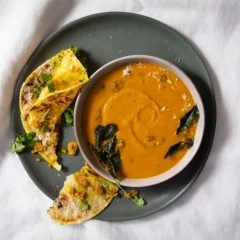 Roast butternut soup with curry-butter roti