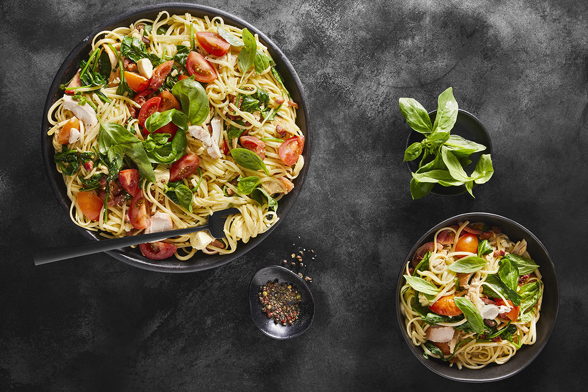 Chicken, bacon, and spinach pasta Woolworths TASTE