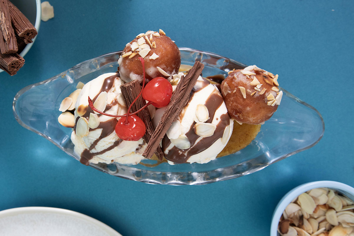 Oldschool banana split Woolworths TASTE