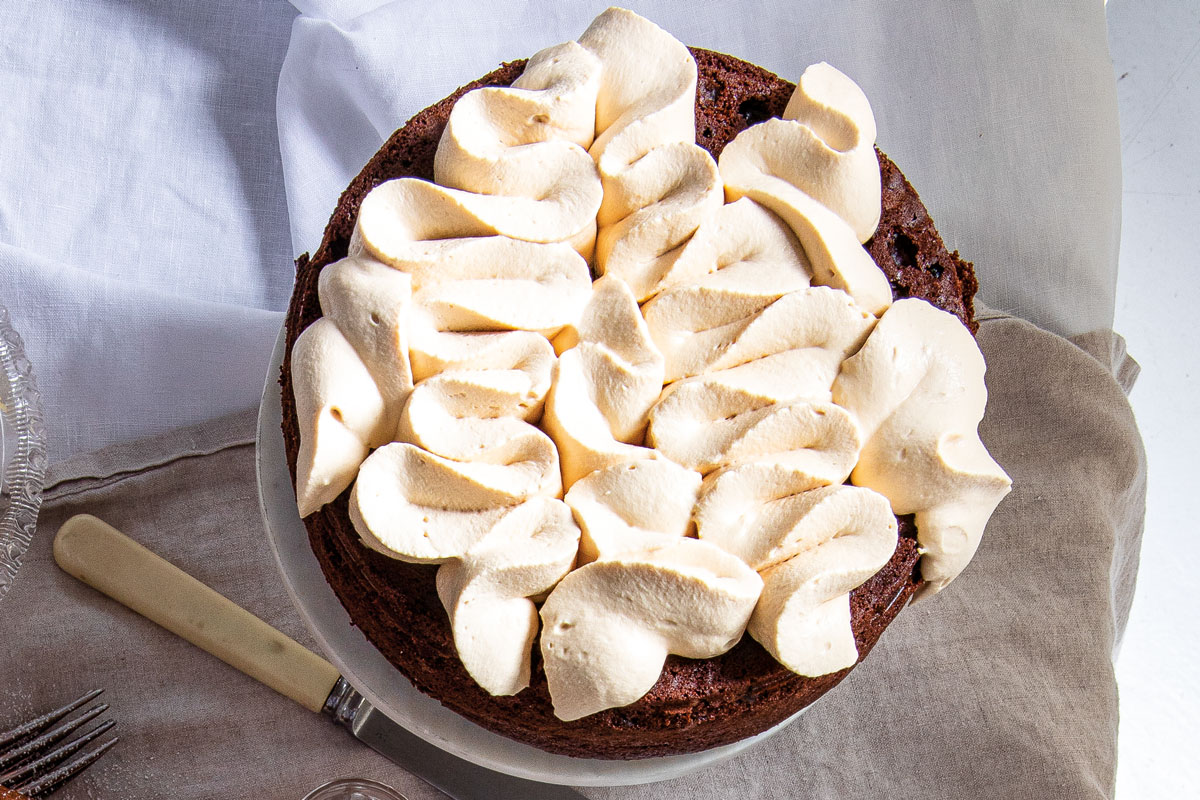 One-bowl chocolate-and-raisin cake recipe | Woolworths TASTE