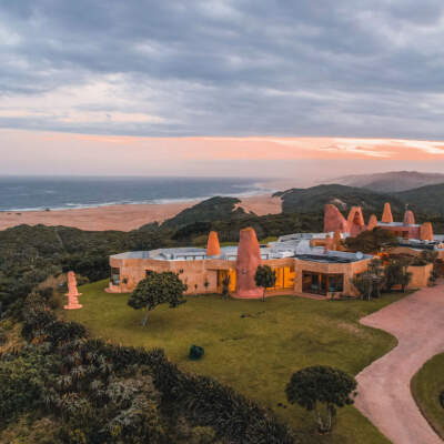 Win a two-night stay at the luxury Sandcastle Villa in the Eastern Cape, worth R145 000