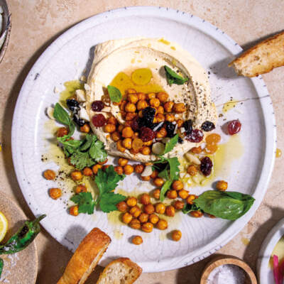 Loaded hummus with crunchy chickpeas